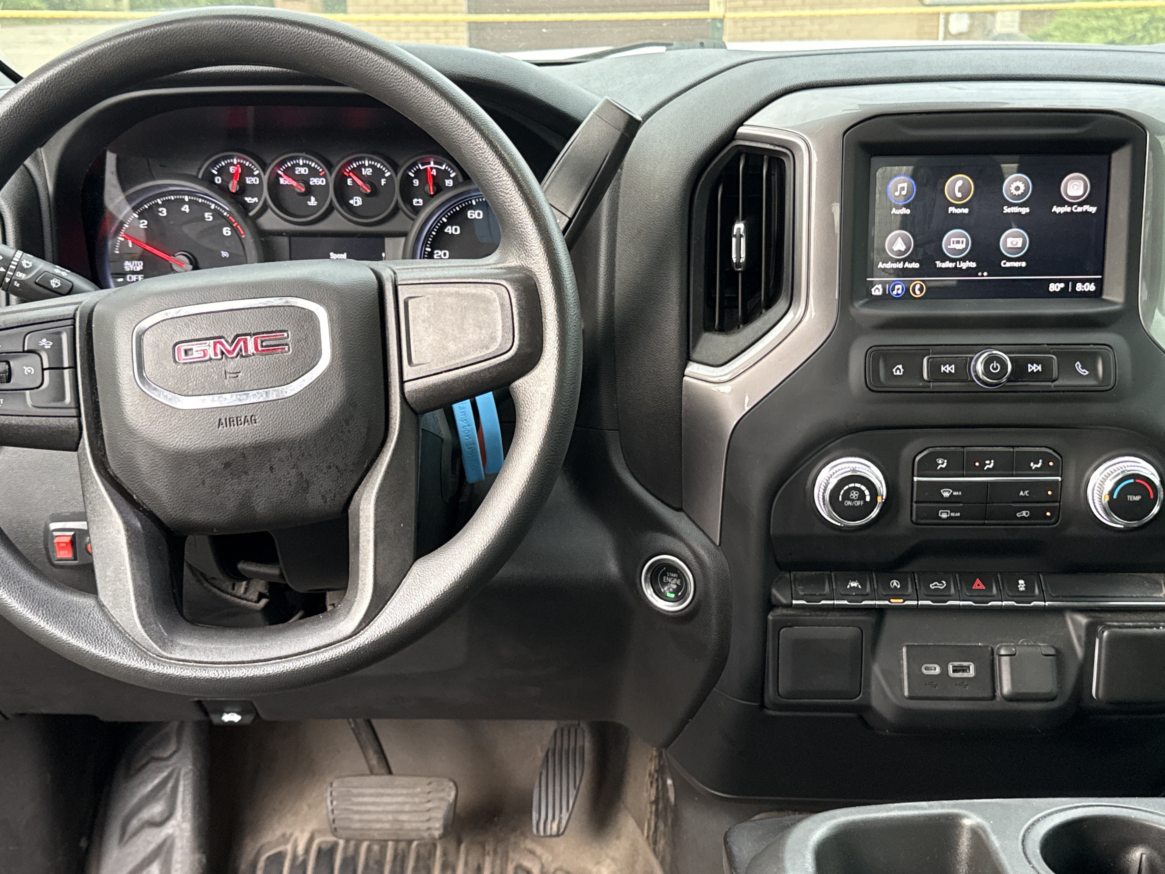 gmc sierra 1500 2022 1GTUUAED8NZ515287 image gmc sierra 1500 2022 1GTUUAED8NZ515287 image